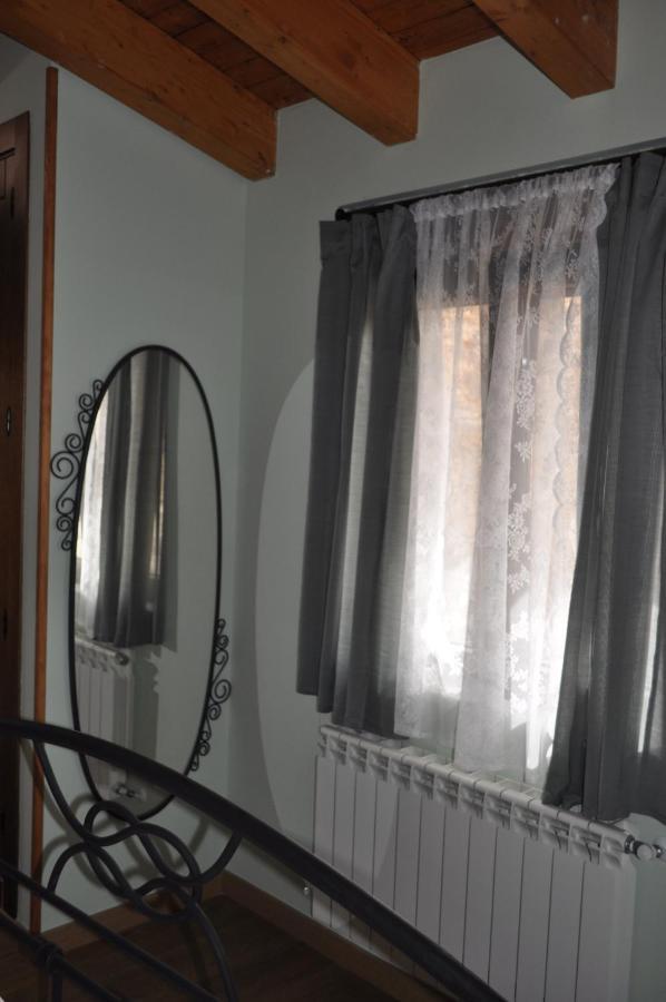 בית הארחה Tormellas 	El Rincon Secreto De Gredos Especializada En Celiaquia Y Diabetes Y Jacuzzi מראה חיצוני תמונה